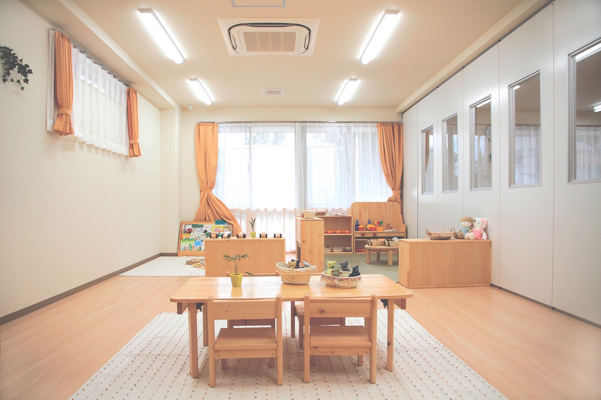 にじいろ保育園花園